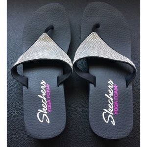 Skechers Shoes - 🌺1 DAY SALE 🌴BLING SKETCHER YOGA FOAM FLIP FLOPS Skechers Shoes - 🌺1 DAY SALE 🌴BLING SKETCHER YOGA FOAM FLIP FLOPS